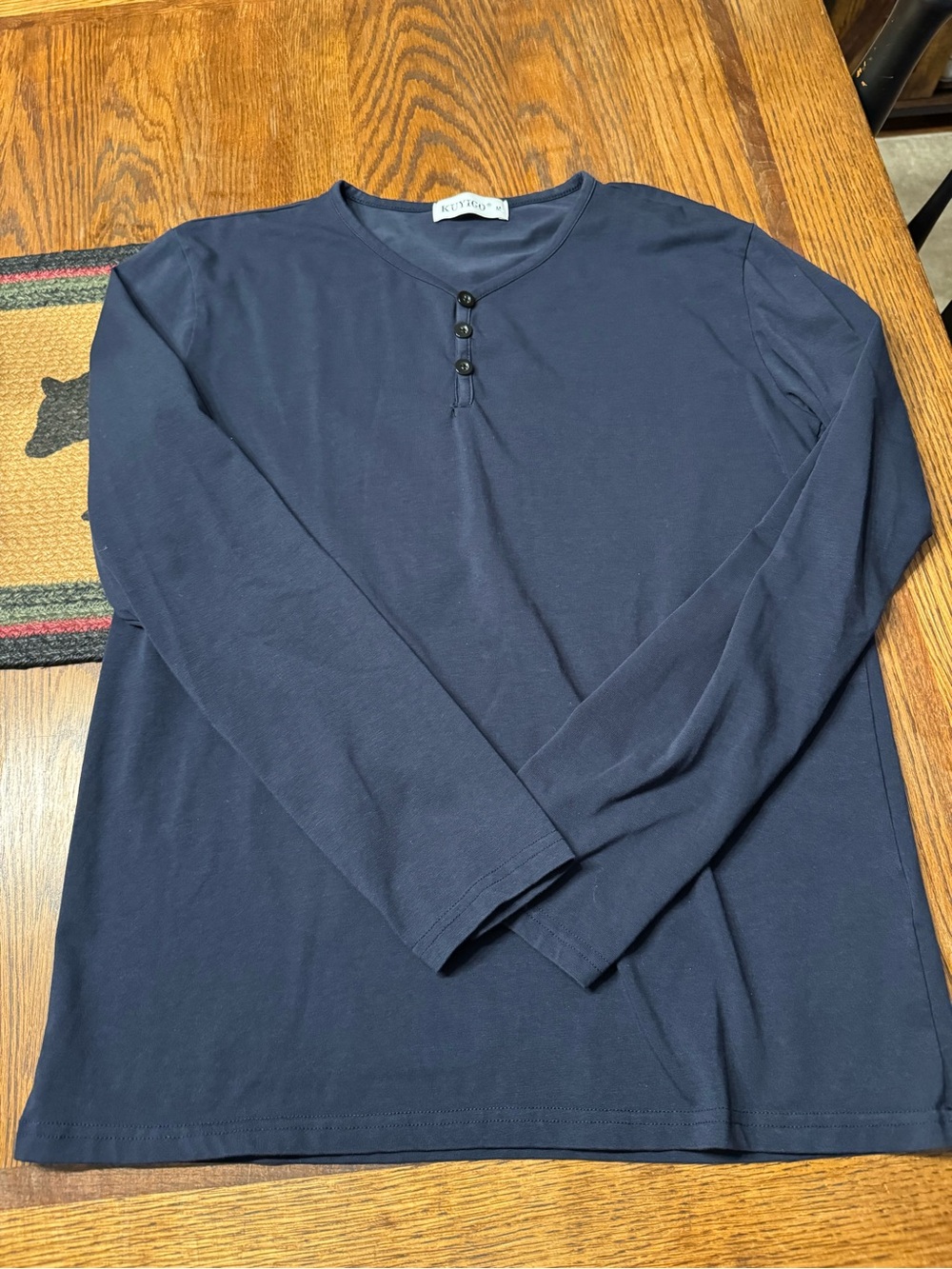 Men's Navy Long-Sleeve Henley Shirt